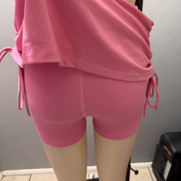 Chic Pink Ruched Skort - Picture 4 of 7